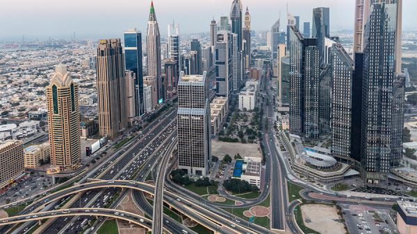 В ОАЭ заявили о возможном укреплении позиции страны как центра капитала за счет РФ