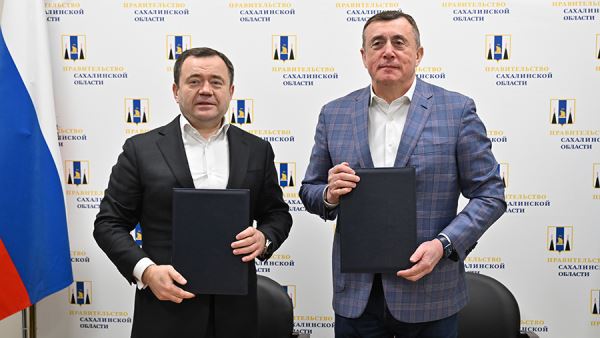 Председатель ПСБ и губернатор Сахалина обсудили развитие инфраструктуры региона