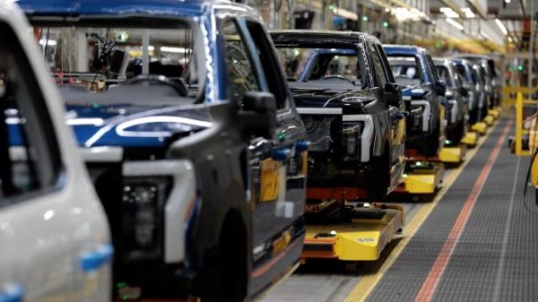 Ford понесёт убытки в размере 19,5 млрд долларов, поскольку американский автопроизводитель пересматривает стратегию в области электромобилей