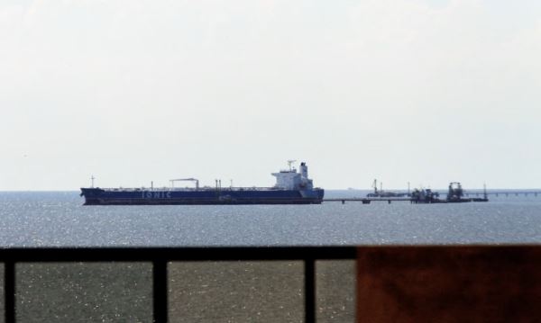 Захват танкера парализовал нефтяные перевозки Венесуэлы. Почти для всех, кроме Chevron