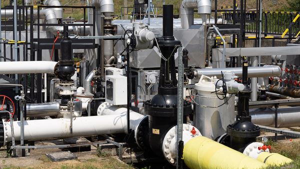 Венгерская MVM подписала договор с Chevron на поставку СПГ