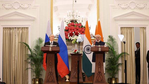 Путин назвал переговоры с Индией полезными и конструктивными