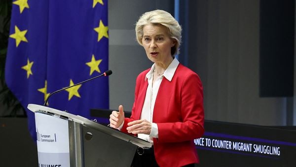 Фон дер Ляйен заявила о заморозке активов России до решения ЕС об обратном