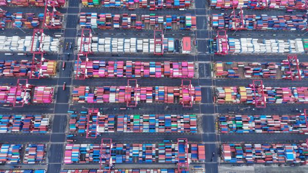 Эксперт рассказал о преимуществах Китая в торговом противостоянии с США