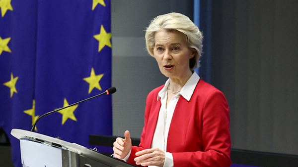 Фон дер Ляйен призвала ЕС срочно решить вопрос о финансировании Украины