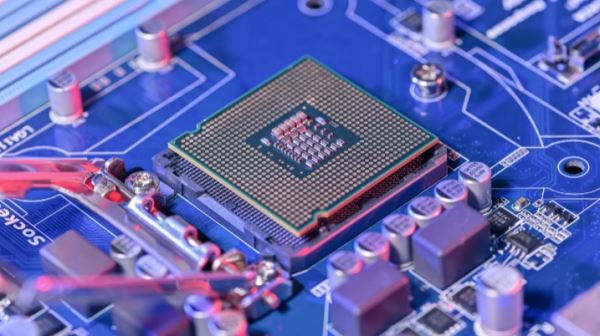 Акции китайского производителя микросхем MetaX взлетели почти на 700% в ходе впечатляющего дебюта на Шанхайской бирже