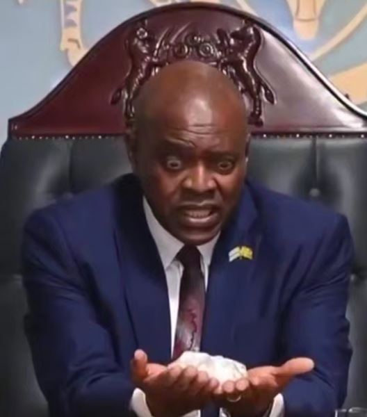 Цены на бриллианты вновь упали в ноябре - на 2,6% - Rapaport