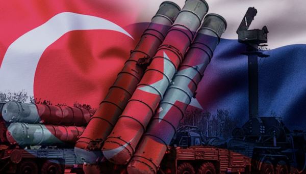 Bloomberg: Эрдоган попросил Путина забрать обратно зенитно-ракетные комплексы С-400