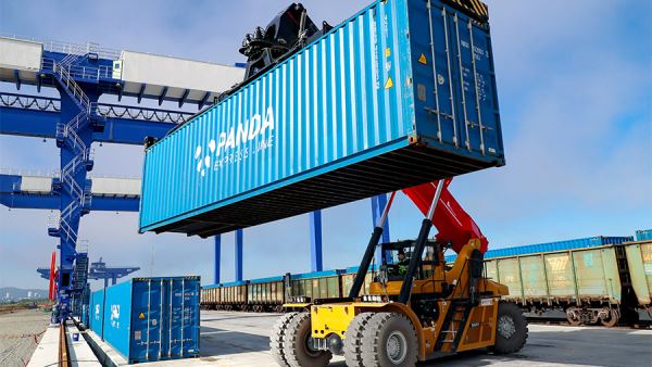 Торговля РФ и ЕС снизилась в первом полугодии 2025-го до &euro;30,9 млрд