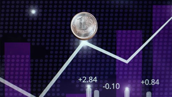Финансовые аналитики улучшили прогноз по курсу рубля на ближайшие годы